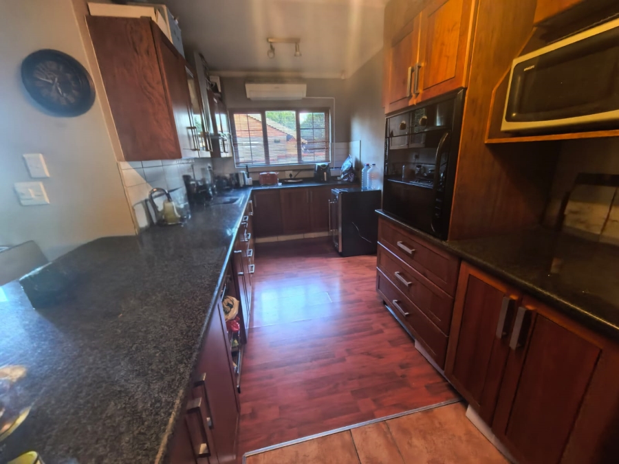 3 Bedroom Property for Sale in Waterval East North West